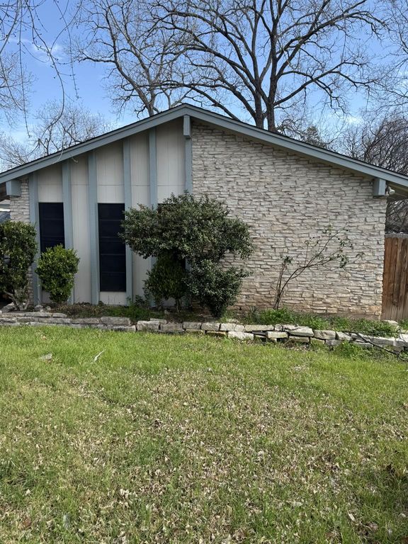 9505 N Creek DR, Austin, TX 78753
