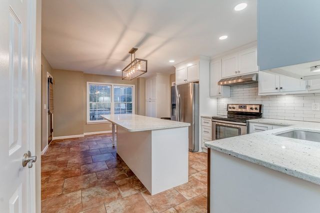 2002 Kingsridge Drive, Dalton, GA 30720