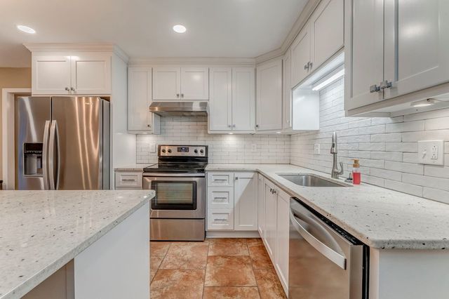 2002 Kingsridge Drive, Dalton, GA 30720