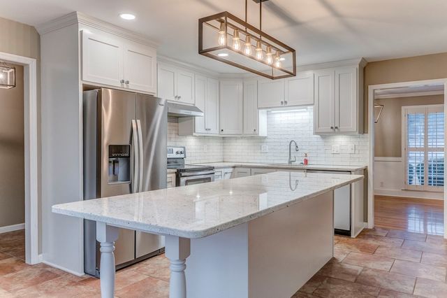 2002 Kingsridge Drive, Dalton, GA 30720