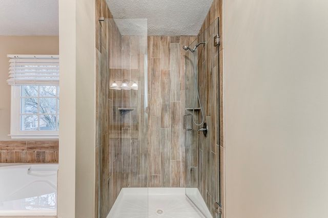 2002 Kingsridge Drive, Dalton, GA 30720