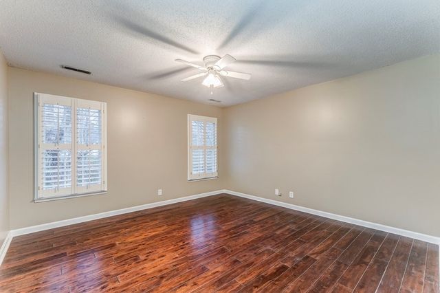 2002 Kingsridge Drive, Dalton, GA 30720