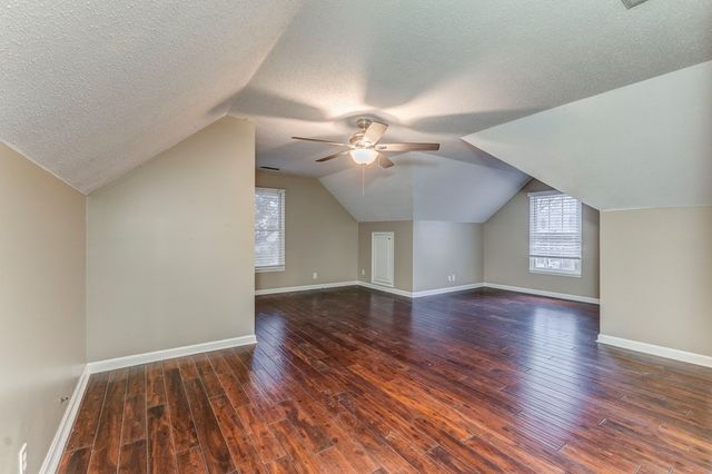 2002 Kingsridge Drive, Dalton, GA 30720