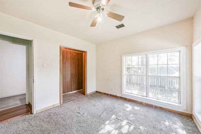 900 N 8th Street, Baytown, TX 77520