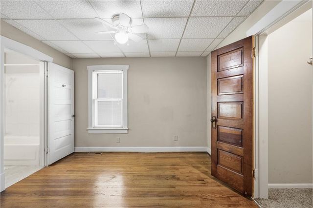 1021 E 23rd Avenue, North Kansas City, MO 64116