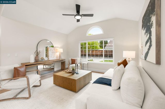 76 Rock Ridge, Danville, CA 94526