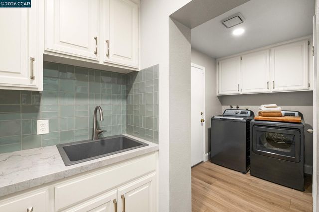 76 Rock Ridge, Danville, CA 94526