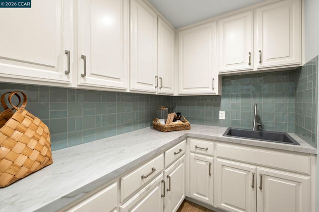 76 Rock Ridge, Danville, CA 94526