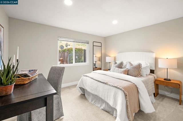 76 Rock Ridge, Danville, CA 94526