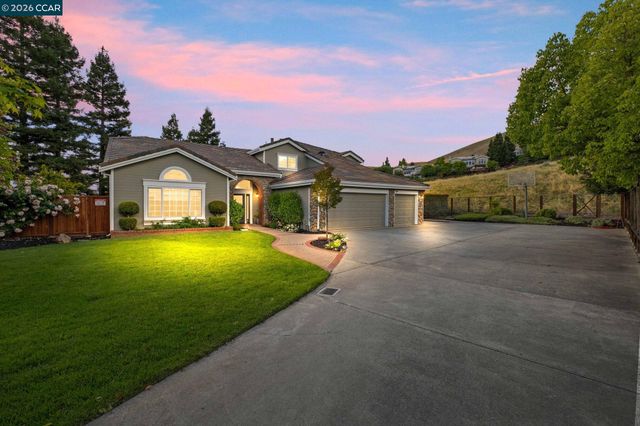 76 Rock Ridge, Danville, CA 94526