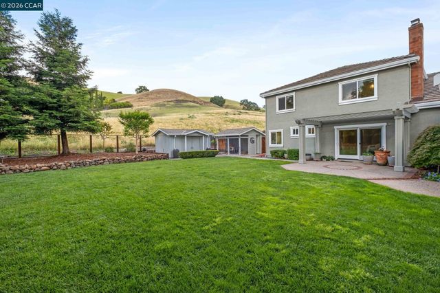 76 Rock Ridge, Danville, CA 94526