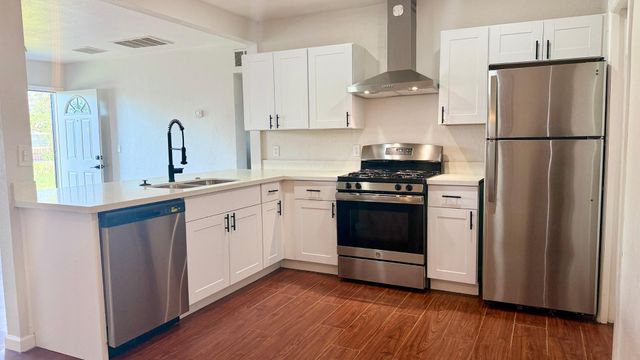 3037 E Brill Street, Phoenix, AZ 85008