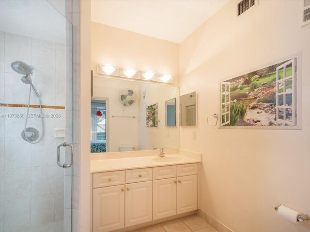 8652 Via Reale 1, Boca Raton, FL 33496