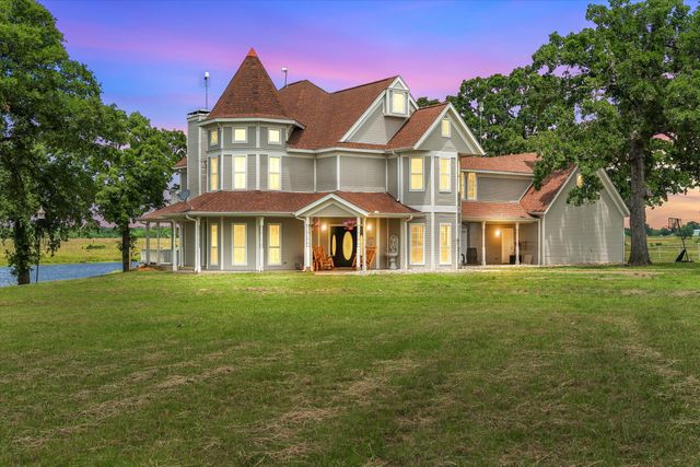 2364 VZ County Road 2128, Wills Point, TX 75169