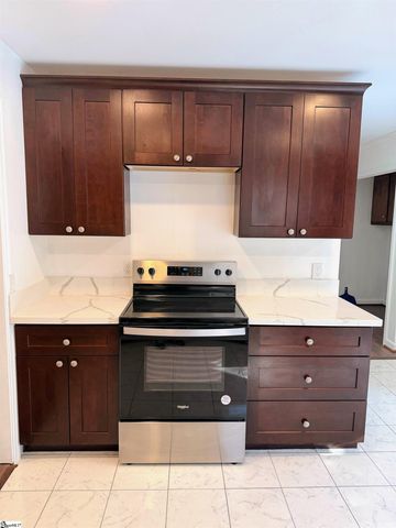 222 Cross Field Circle, Greenville, SC 29607