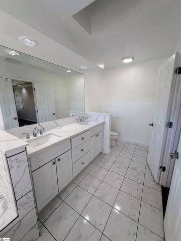 222 Cross Field Circle, Greenville, SC 29607