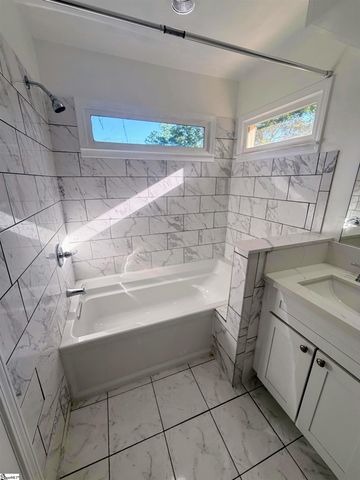 222 Cross Field Circle, Greenville, SC 29607