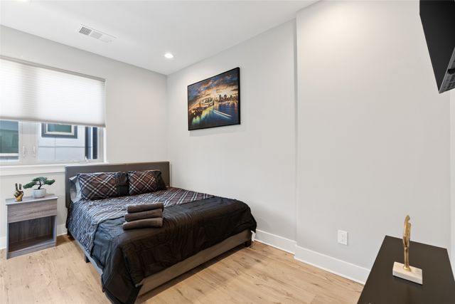 1120 Galveston Avenue 5, Fort Worth, TX 76104