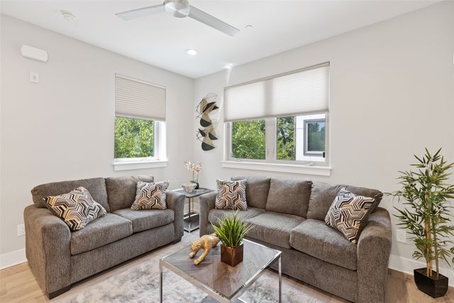 1120 Galveston Avenue 5, Fort Worth, TX 76104