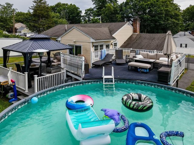 77 Valley Road, Dracut, MA 01826