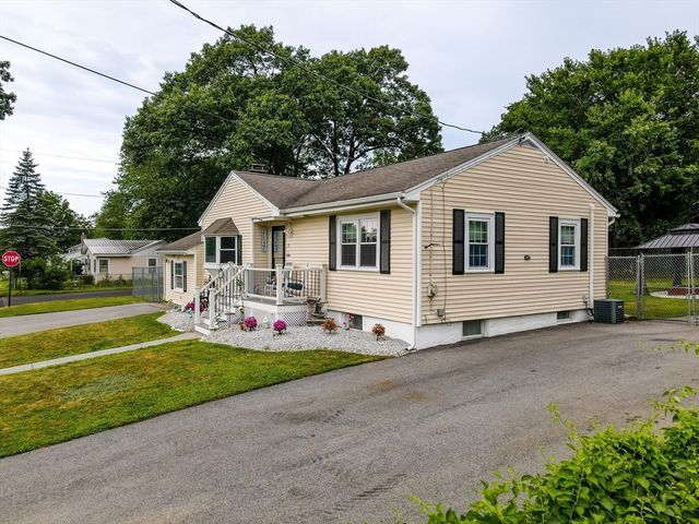77 Valley Road, Dracut, MA 01826