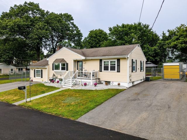 77 Valley Road, Dracut, MA 01826