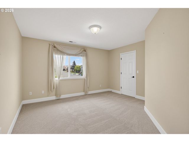 2602 Ne 172ND Cir, Ridgefield, WA 98642