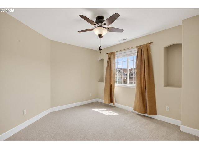 2602 Ne 172ND Cir, Ridgefield, WA 98642