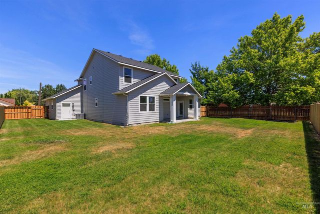 1101 W Blaine Ave, Nampa, ID 83651