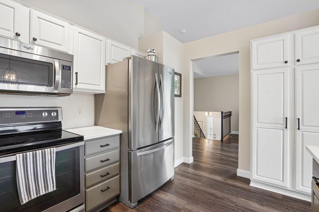 14079 Bluebird Trail NE, Prior Lake, MN 55372