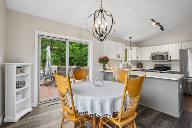 14079 Bluebird Trail NE, Prior Lake, MN 55372