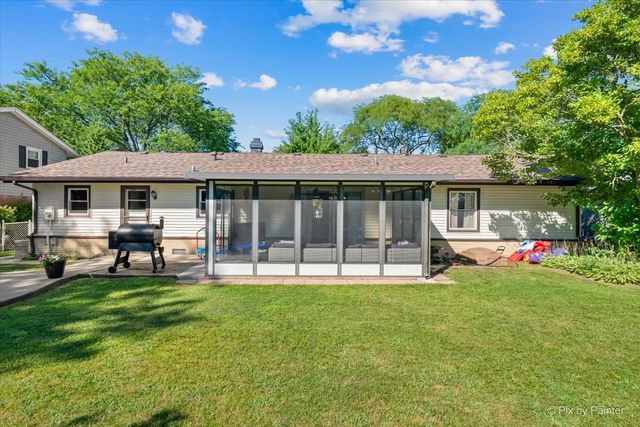 43 Grange Road, Elk Grove Village, IL 60007