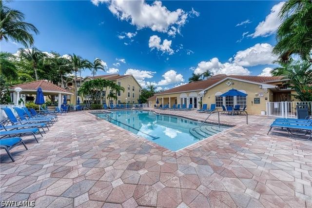 4610 Saint Croix LN 1016, Naples, FL 34109