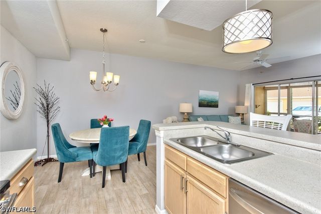 4610 Saint Croix LN 1016, Naples, FL 34109
