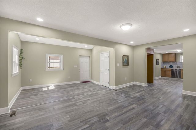 107 Boyd Avenue, Simpsonville, SC 29681