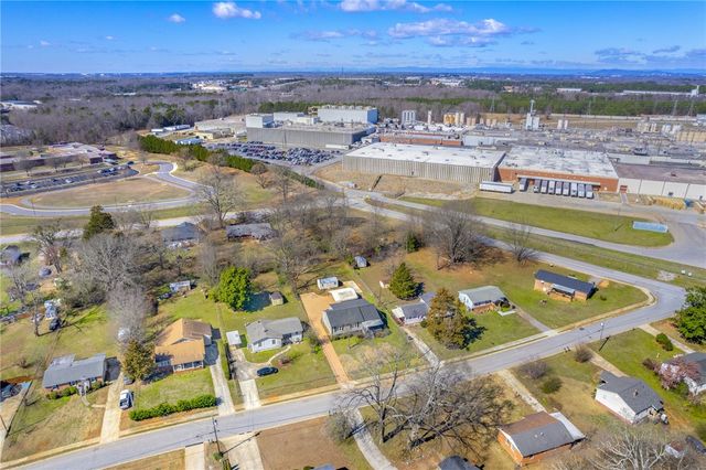 107 Boyd Avenue, Simpsonville, SC 29681