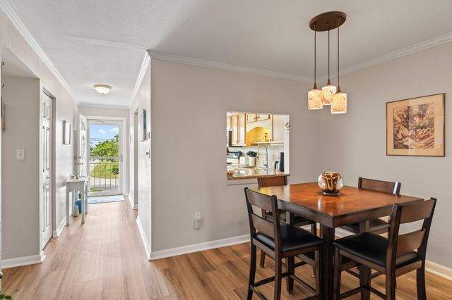 1181 Carlton Court 202, Fort Pierce, FL 34949