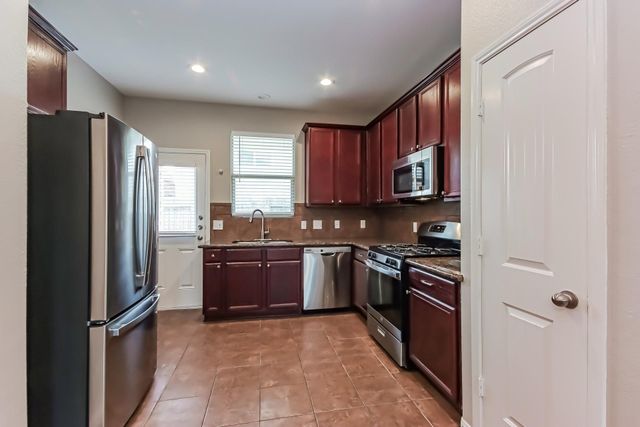 17115 Amarose Drive, Houston, TX 77090