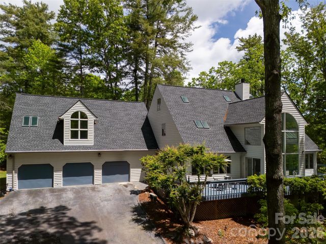 363 Rickel Drive, Hendersonville, NC 28739