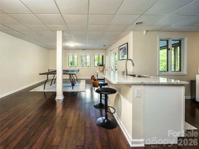 363 Rickel Drive, Hendersonville, NC 28739