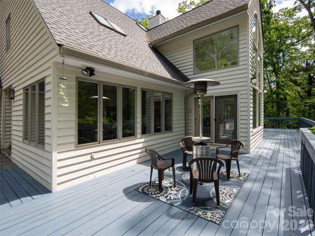 363 Rickel Drive, Hendersonville, NC 28739