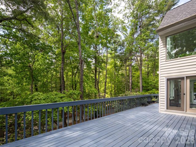 363 Rickel Drive, Hendersonville, NC 28739