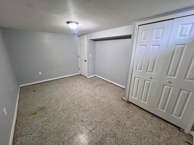2252 Winston Drive, Sterling Heights, MI 48310