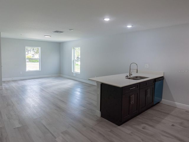 1725 CRYSTAL GROVE DRIVE 1731, Lakeland, FL 33801