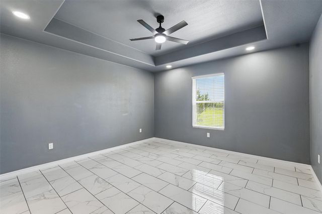 17425 FM 38, Petty, TX 75470