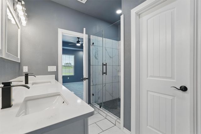 17425 FM 38, Petty, TX 75470