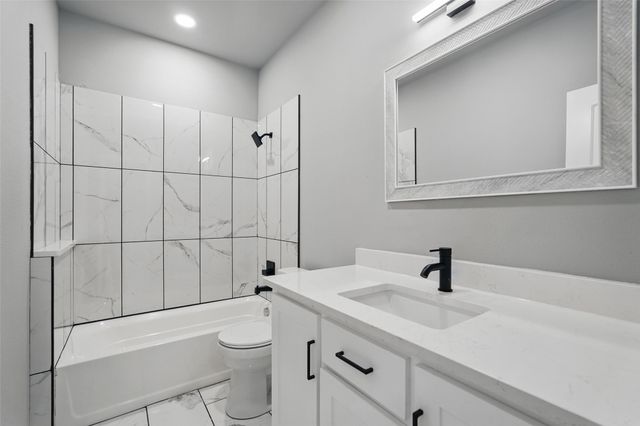 17425 FM 38, Petty, TX 75470