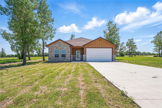 17425 FM 38, Petty, TX 75470
