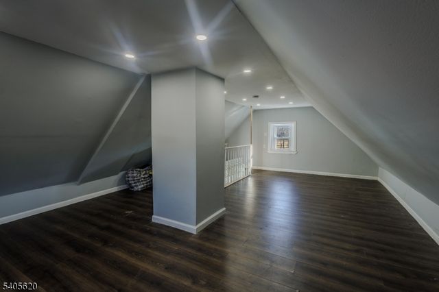 158 Glenwood Ave, Bloomfield Twp., NJ 07003