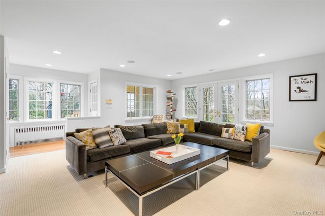 584 Forest Avenue, New Rochelle, NY 10804